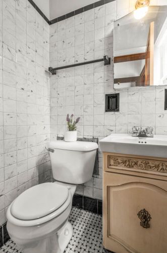 439 Oklahoma Ave, Milwaukee WI 53207-3076 exterior