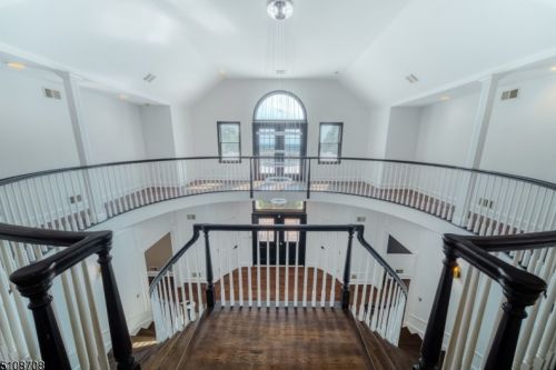 11 Beacon Hl Dr, Chester NJ exterior