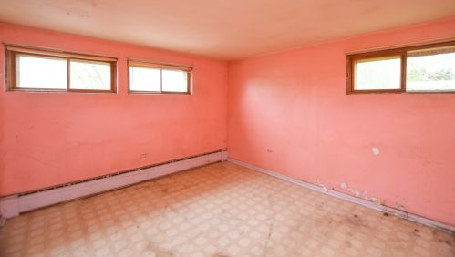 8611 Ramble Rd, Bull Valley IL 60097-8898 exterior