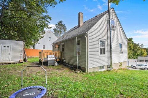 84 Harris Ave, Providence RI  02903-1012 exterior