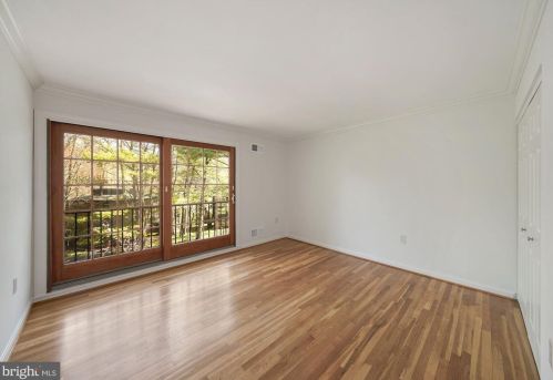 10618 Great Arbor Dr, Rockville MD 20854-4220 exterior