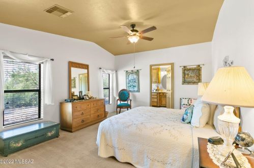 2421 Double O Pl, Tucson AZ 85713-6717 exterior