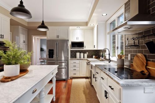 8932 Hunters Trl, Saint Paul MN  55125-9182 exterior