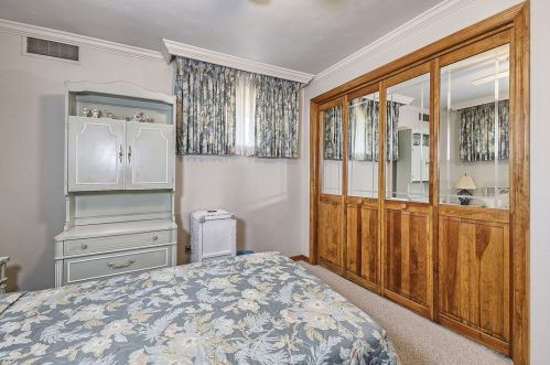 1976 Anna Ave, Pittsburgh PA 15122-3604 exterior