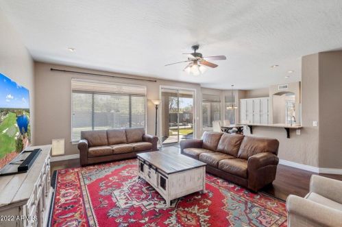 5021 Ivanhoe St, Chandler AZ 85226-2078 exterior