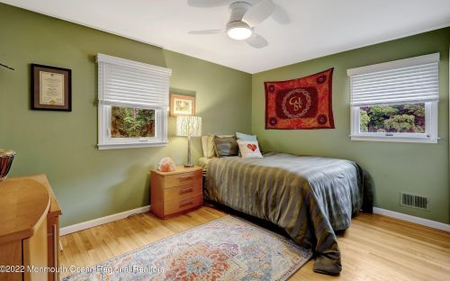 21 Georgian Bay Dr, Morganville NJ exterior