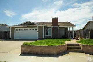 3530 Leeward Way, Oxnard CA  93035-2348 exterior