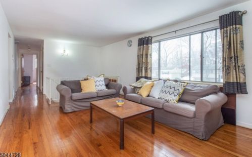 64 Glendale Ave, Livingston NJ 07039-2310 exterior