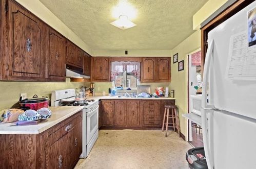 408 Cato St, Pittsburgh PA 15213-4454 exterior