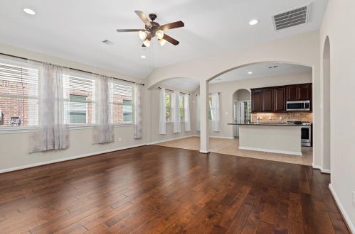 8642 Lighthouse Lk Ln, Humble TX 77346-5802 exterior