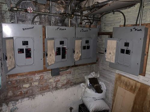 6329 Mozart St, Chicago IL 60629-2324 exterior