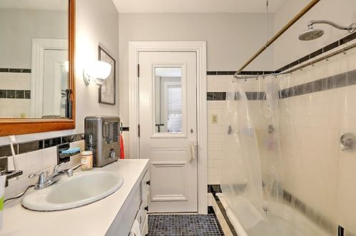 78 Hudson St, Providence RI 02909-2016 exterior