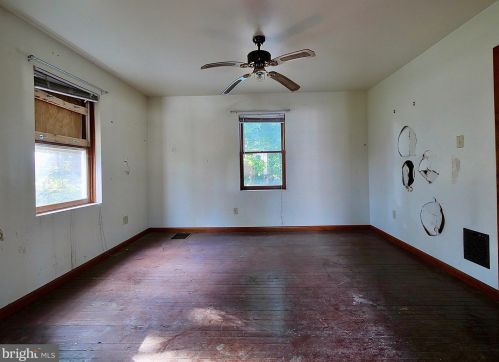 912 14 St, Chester PA 19013-5804 exterior