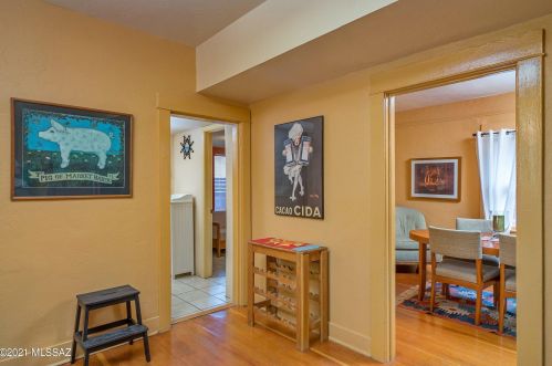 837 8 St, Tucson AZ 85719-5517 exterior