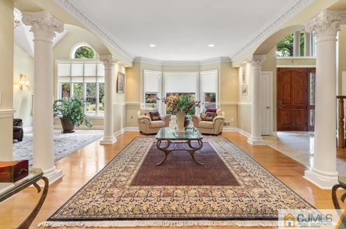 21 Southfield Rd, Edison NJ 08820-3141 exterior