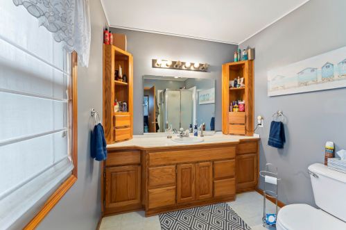 4645 68th St, Milwaukee WI  53220-3917 exterior