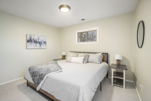 3112 Emerald Dr, Kalamazoo MI  49001-4537 exterior