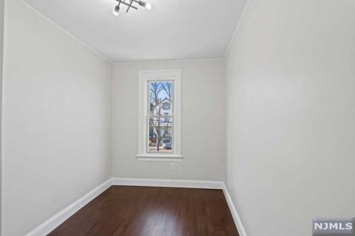 237 7th St, Newark NJ 07107-2728 exterior