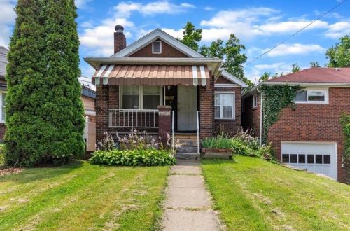 1246 Pocono St, Pittsburgh, PA 15218-1112