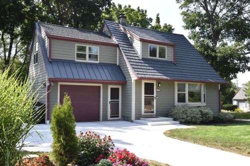 11825 Garfield Ave, Milwaukee WI  53226-2025 exterior