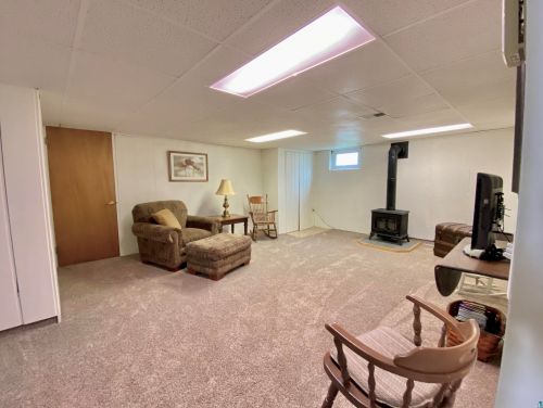 5710 Oakley St, Duluth MN 55804-1326 exterior