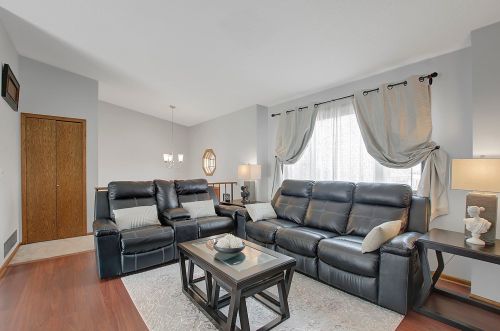 1346 Cope Ave, Saint Paul MN  55109-2555 exterior