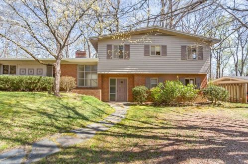 1105 Mason Woods Dr, Atlanta, GA 30329-3803