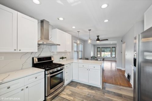 5416 Natchez Ave, Chicago IL  60638-2516 exterior