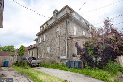 5903 Greene St, Philadelphia PA  19144-2717 exterior