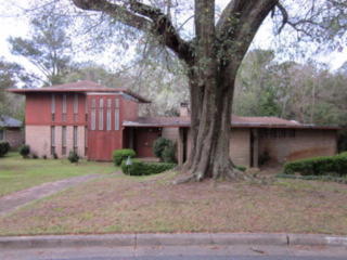 309 Indian Creek Dr, Mobile, AL 36607-2311