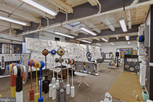 1005-07 2nd St, Philadelphia PA exterior