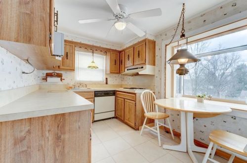 839 Bower Hill Rd, Pittsburgh PA 15243-1508 exterior