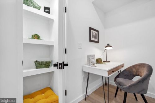 2523 Elvans Rd, Washington DC 20020-3505 exterior