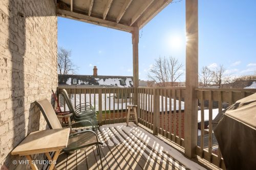 2036 Hoyne Ave, Chicago IL 60643-3308 exterior