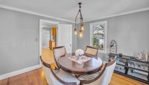 34 Powell Ave, Springfield MA 01118-2165 exterior