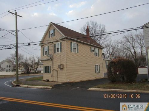 17 Player Ave, Edison NJ 08817-5024 exterior