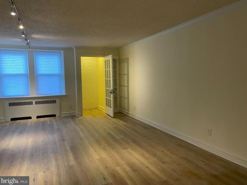 2335 79th Ave, Philadelphia, PA 19150-1405