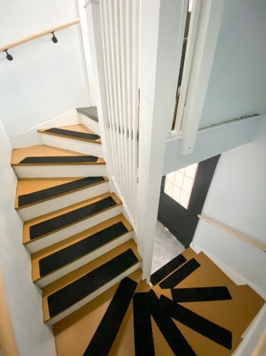 3505 Montrose Ave, Chicago IL 60618-1139 exterior