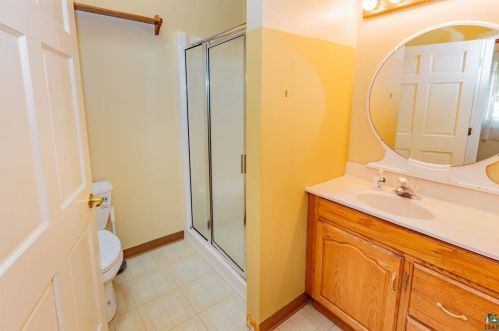 1815 Melrose Ave, Duluth MN 55803-2524 exterior