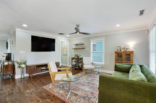 2266 Memorial Dr, Atlanta GA  30317-3160 exterior