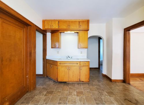 2825 52, Milwaukee WI 53210-1607 exterior