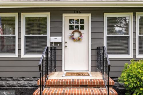 406 Cleveland Ave, Palmyra, NJ 08065-1904