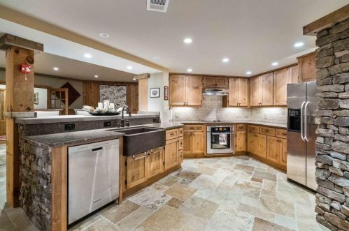 4968 Long Is Dr, Atlanta GA 30327-4904 exterior