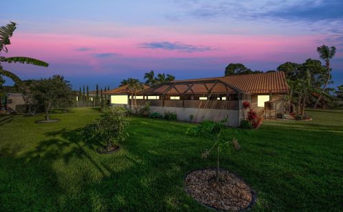 1715 Dominic Ave, Fort Pierce FL 34952-5816 exterior