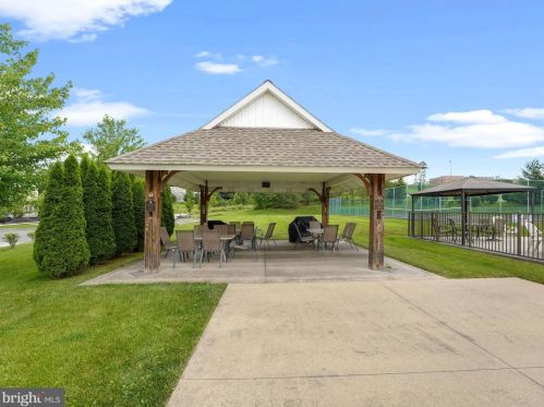 90 Bucktown Xing, Pottstown PA  19465-7750 exterior