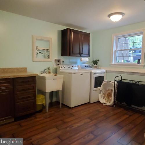 295 Fenwick Rd, Pilesgrove NJ exterior