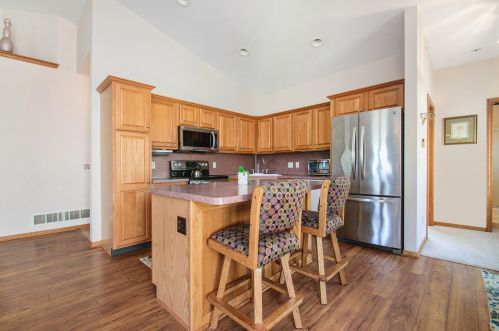 1178 Kensington St, Grand Rapids MI 49534-2173 exterior