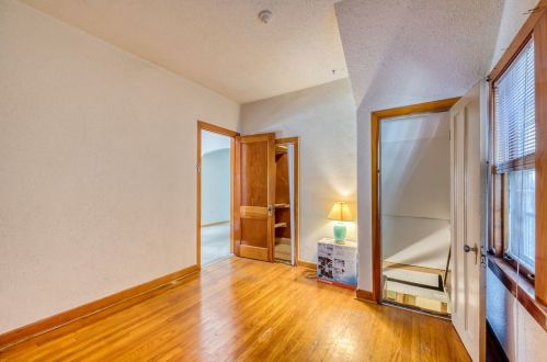 5133 Homan Ave, Chicago IL 60655-2610 exterior