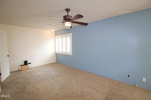 3715 Sunset Ln, Oxnard CA 93035-4133 exterior