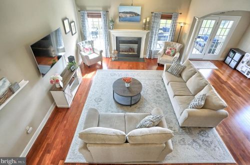 1110 Cord Dr, Hummelstown PA 17036-6815 exterior